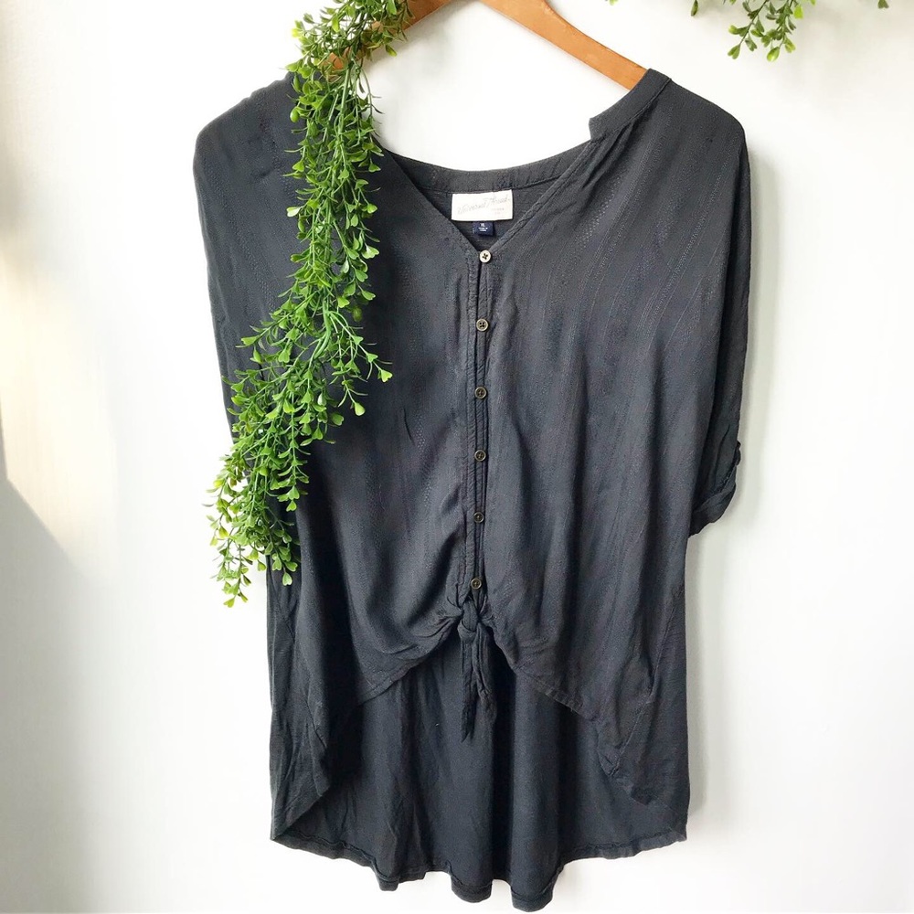 Universal Threads Button Up